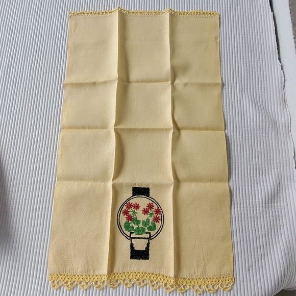 2 Cross Stitch Hand Towels Pink Yellow Vintage 23.5"x13.5" Lace Trim Handmade - Picture 5 of 7